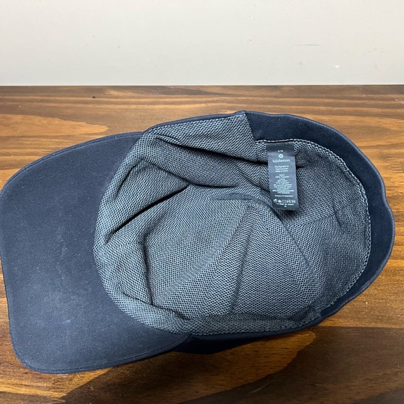 Lululemon Athletic Women's Black Adult Cap Hat Small Medium S/M Poly Nylon - Picture 7 of 9